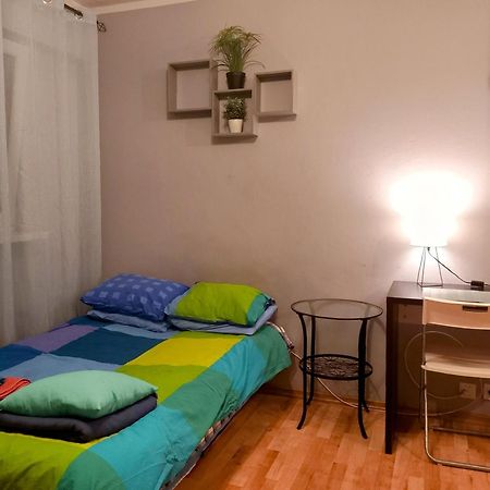Kawalerka Stare Bielany Apartment Варшава Екстериор снимка
