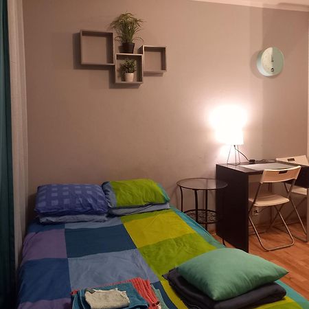 Kawalerka Stare Bielany Apartment Варшава Екстериор снимка